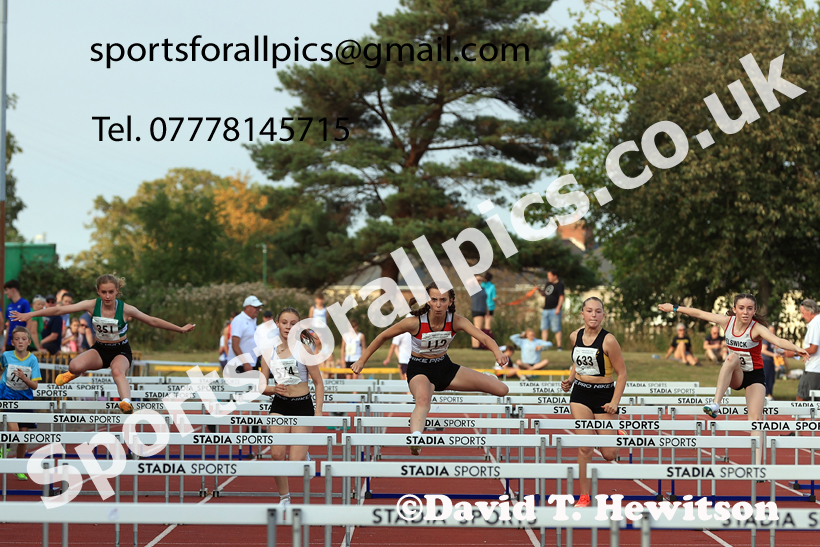 Hurdles, 2025 NEGP No 6 Monkton, Wednesday, August 13th.  Photo: David T. Hewitson/Sports for All Pics